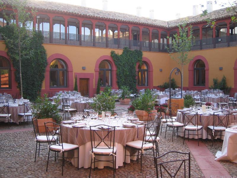 Hotel Convento De Santa Clara Alcázar de San Juan Restaurante foto